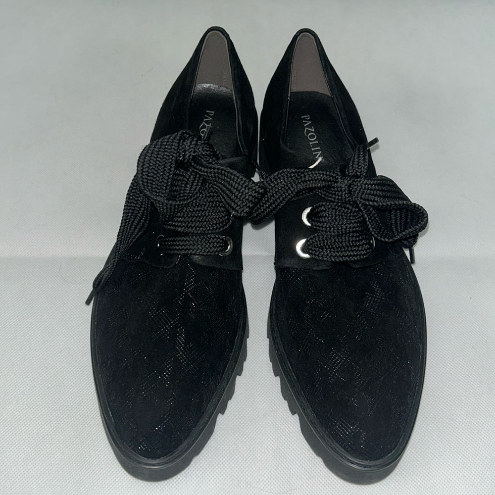 Pazolini suede chunky houndstooth black loafer size 39 or a US 8/9.